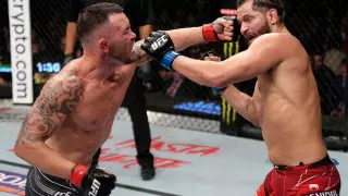 Два бывших лучших друга выявили сильнейшего в главном бою UFC 272