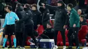 Клопп спас болельщика во время матча Лиги чемпионов