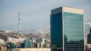 "Снимают семейные пары и бизнесмены из России". Что с арендой жилья в Алматы