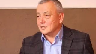 Еще один депутат Мажилиса сложит полномочия