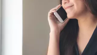 Девушка - консультант одного из банков задержана в Алматы за обман клиентов