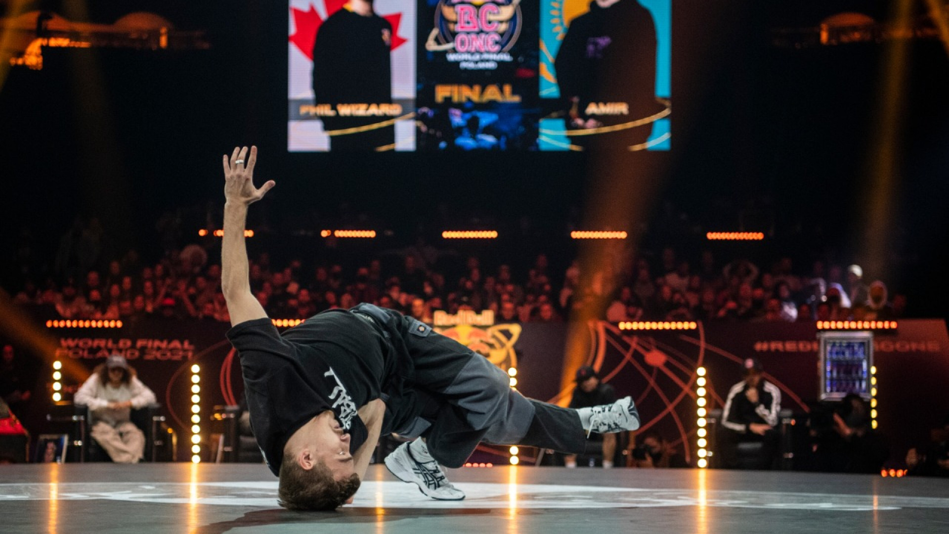 Final b. Амир Закиров брейк. Амир Закиров брейк данс. Phil Wizard Bboy. Амир Закиров ред Булл.