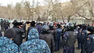 Не время устраивать митинги по каждому поводу - Токаев