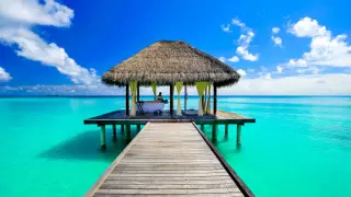 Абу-Даби, Великобритания и Мальдивы упростили въезд для туристов