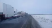 Около 600 фур скопилось на границе с Россией в ЗКО