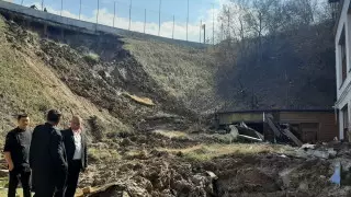 Сошедшая грязевая масса повредила этнокафе в Алматы