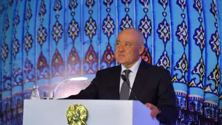 Умирзак Шукеев ответил на волнующие туркестанцев вопросы