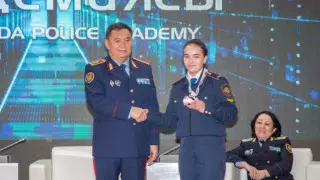 Глава МВД встретился с курсантами и преподавателями Карагандинской академии