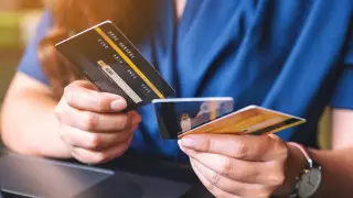 Рассылку о "карточных схемах" россиян в Казахстане прокомментировали в Нацбанке