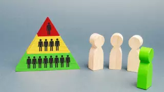 В МВД назвали 9 признаков финансовой пирамиды