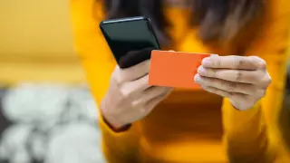 Жительницы Нур-Султана обманули 2 тысячи казахстанцев через финпирамиду