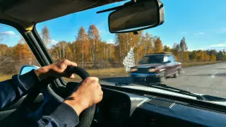 230 километров в час. В Сеть попало видео с гонщиком в Кызылорде