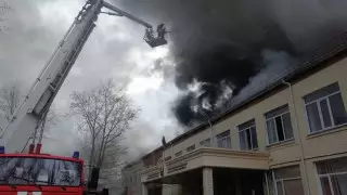 Крупный пожар в павлодарской школе ликвидирован