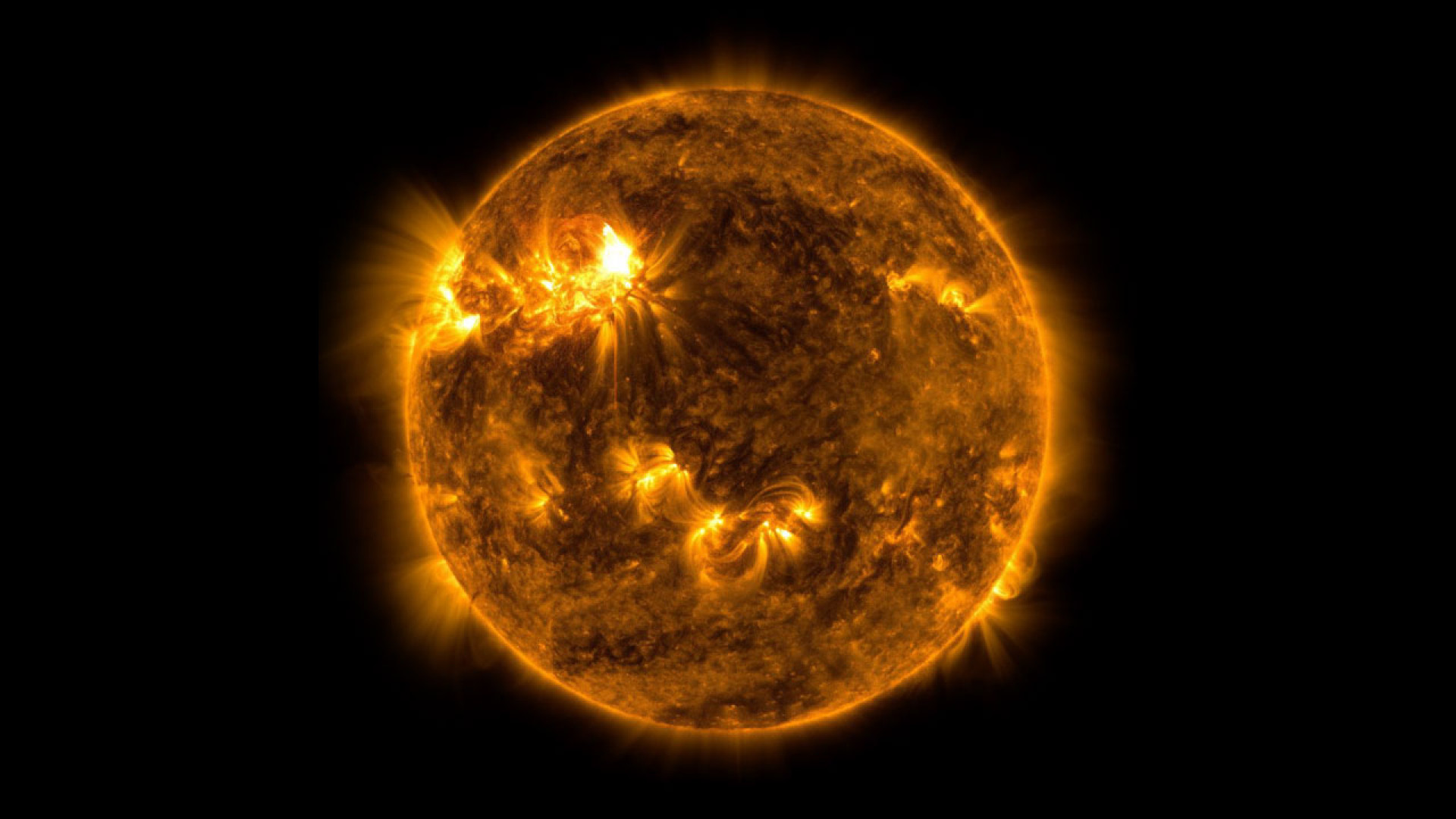 Вспышки на солнце в феврале 2024 года