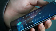 При падении смартфона опаснее скрытые трещины - эксперт