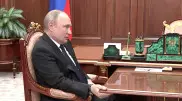 Путин пригрозил "молниеносными" ударами тем, кто вмешается в войну в Украине
