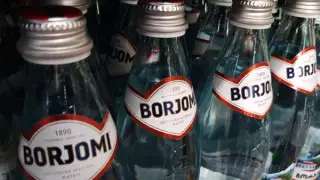 "Боржоми" приостанавливает производство в Грузии