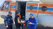 Пропавших рыбаков ищут в Каспийском море с помощью вертолета