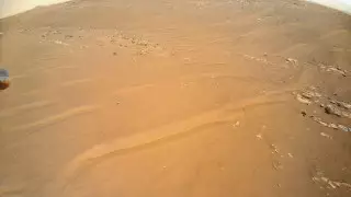 Марсианский вертолет прислал новое фото с Красной планеты