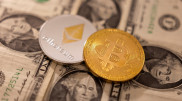 Цена биткоина опустилась ниже 30 тысяч долларов