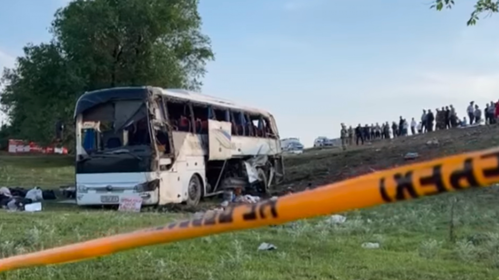 Автобус с иностранцами попал в аварию близ Тараза: двое погибли, десятки  пострадали: 13 мая 2022 05:32 - новости на Tengrinews.kz