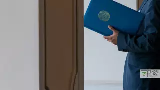 "Знакомились от имени девушек": карагандинцев осудили за вымогательство