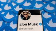 Илона Маска обвинили в нарушениях при покупке Twitter