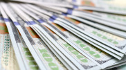 Курс доллара опустился ниже 432 тенге