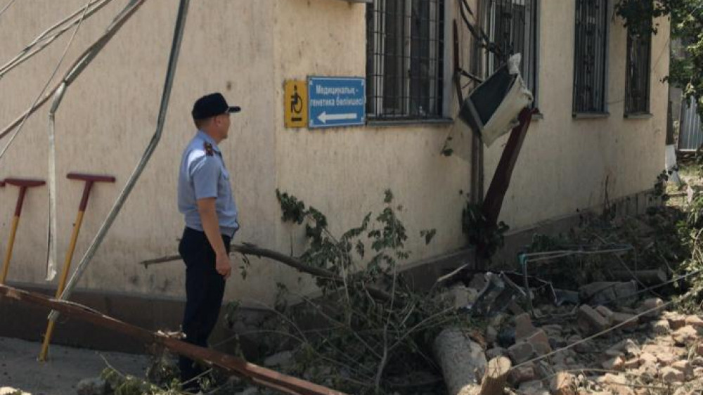 Полиция завела уголовное дело по факту взрыва в Шымкенте