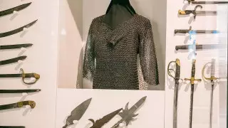 Древний меч нашел фермер во время вспашки поля