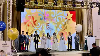 Школа Zerde празднует пятнадцатилетие в формате Венского бала