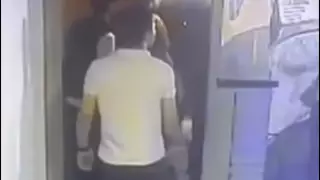 Драка в кафе попала на видео в Алматинской области