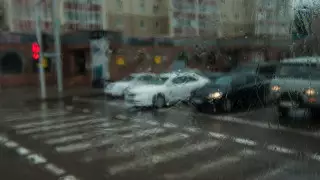 Штормовое предупреждение объявили в восьми регионах