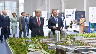 Президент Токаев посетил КазНУ имени аль-Фараби