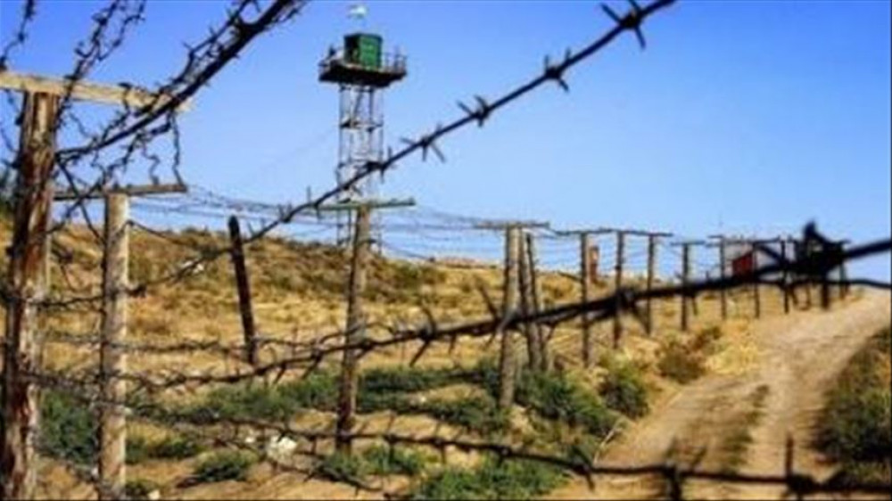 Кыргызстан и Таджикистан договорились отвести войска от линии границы