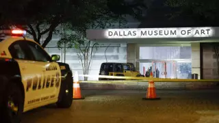 Мужчина из-за ссоры с девушкой уничтожил ценные музейные экспонаты