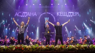 Грандиозным концертом завершился Международный фестиваль "Астана кештері"