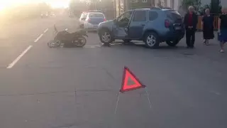 Мотоциклист с пассажиркой и водитель скутера пострадали в двух ДТП в Петропавловске