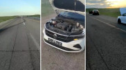 Не успели снизить скорость: автомобили пострадали из-за дефектов на трассе Нур-Султан - Павлодар