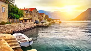 Подгорица - в четверг, Бодрум - в пятницу. Как добраться до лучших пляжей из Казахстана