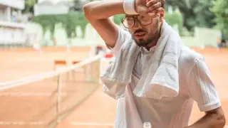 Диетолог предупредил о смертельной опасности обезвоживания летом