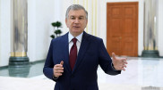 Президент Узбекистана предложил провести референдум по поправкам в конституцию