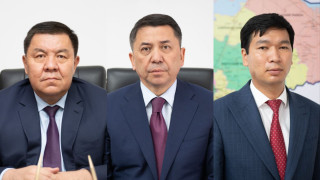 Алибек Жаканбаев, Женис Туяков, Рустам Али. Фото:facebook.com/ZhetysuPress