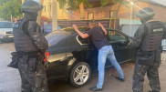 Вымогал деньги у участников госзакупок: Антикор задержал члена преступной группы