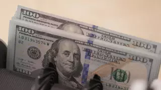 Курс доллара вырос почти на 9 тенге