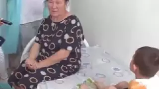 Квартиру и протезы подарят мальчику с ампутированными руками из ЗКО