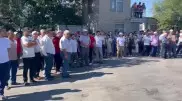 Более 700 рабочих несколько месяцев не могут получить зарплату в Туркестанской области