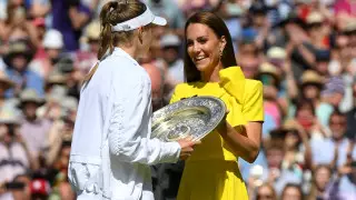 Олимпийский чемпион оценил роль Казахстана и России в триумфе Рыбакиной на Уимблдоне