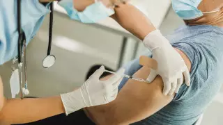 Казахстан закупит вакцину Pfizer к осени