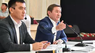 Аким Шымкента провел 84 встречи с населением